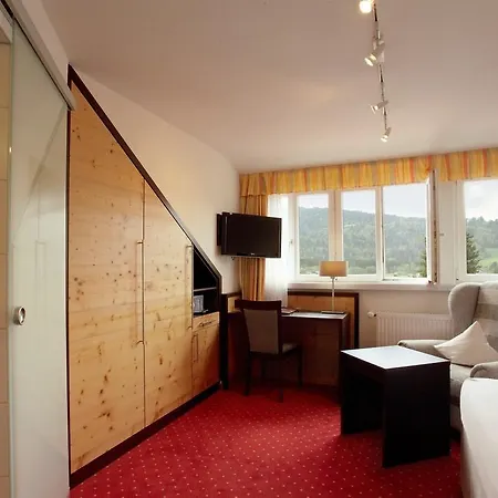 Otel Wittelsbacher Hof 4*