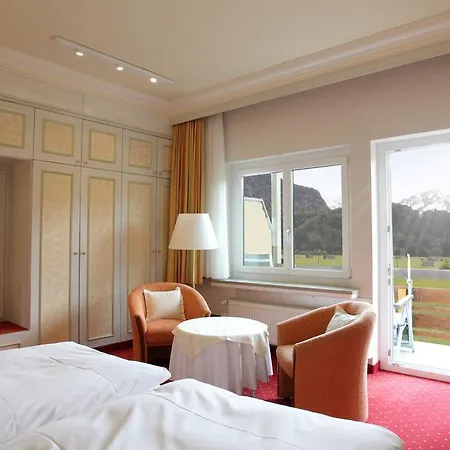 Wittelsbacher Hof Otel 4*
