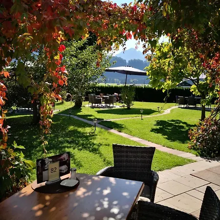 Wittelsbacher Hof Otel 4*