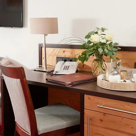 Otel Wittelsbacher Hof 4*